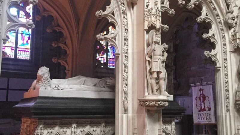 cathedrale treguier interieur